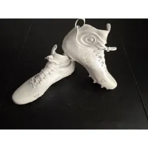 Under Armour Spotlight Lux MC 2.0 Football Cleats 3026480-100 Men's Sz 12.5 NEW