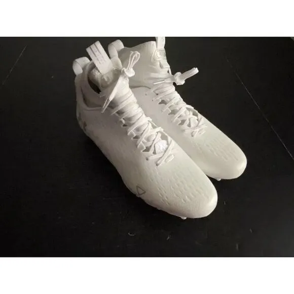 Under Armour Spotlight Lux MC 2.0 Football Cleats 3026480-100 Men's Sz 12.5 NEW