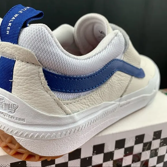 Vans Kyle 2 Pop Cush Velcro 9.5 Womens