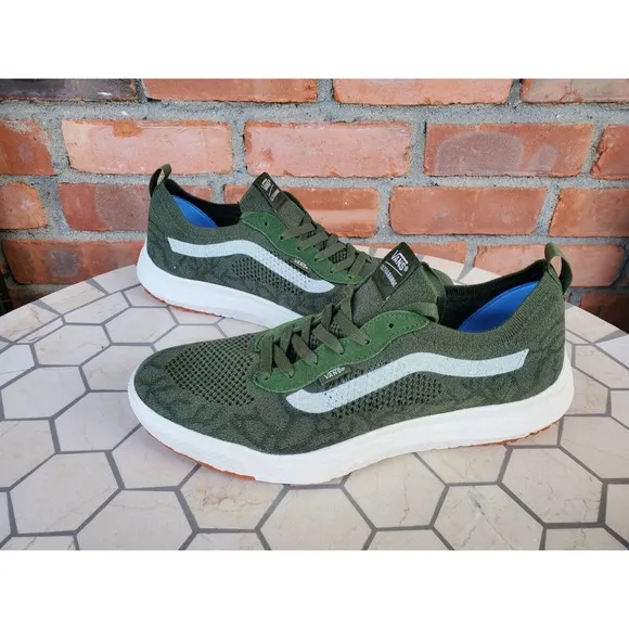 Vans Men Sz 7.5 Shoe UltraRange vr3 low chive Olive Green Military VN0A4BXBE021