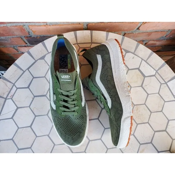 Vans Men Sz 7.5 Shoe UltraRange vr3 low chive Olive Green Military VN0A4BXBE021