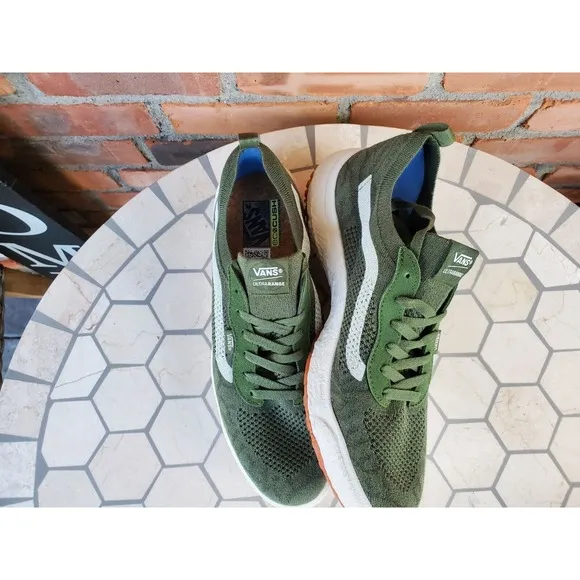Vans Men Sz 7.5 Shoe UltraRange vr3 low chive Olive Green Military VN0A4BXBE021