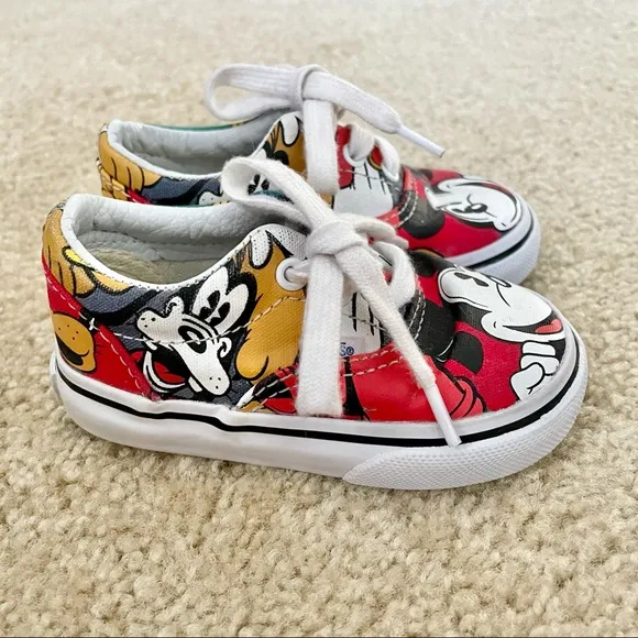 Vans Mickey &amp; Friends Sneakers