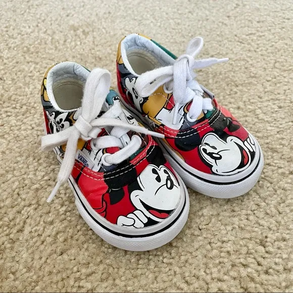 Vans Mickey &amp; Friends Sneakers