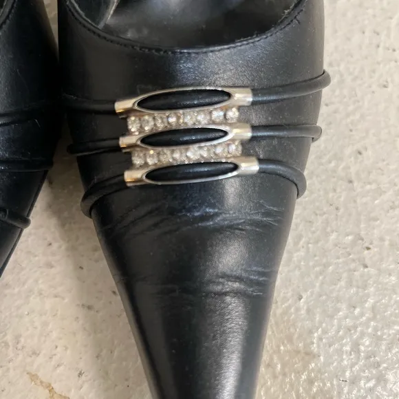 Versace Black Leather Pointed Toe Heels Pumps Stoned  Court Shoes Size 9 Formal