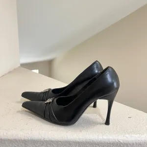 Versace Black Leather Pointed Toe Heels Pumps Stoned  Court Shoes Size 9 Formal