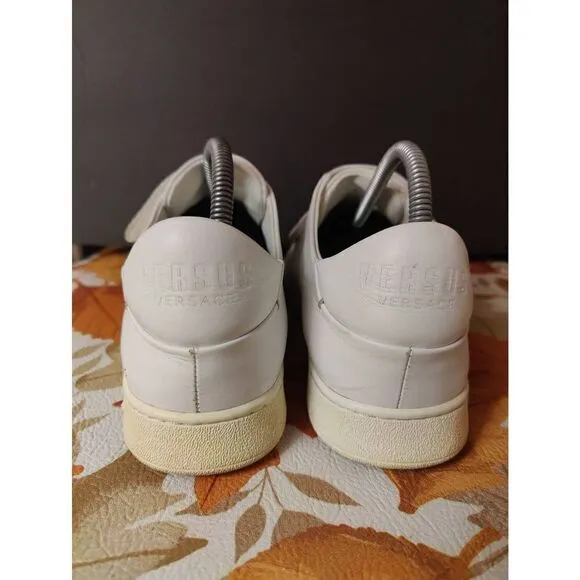 Versus Versace Leather Sneaker Lions Head Metal Logo Size 39 Women's Size 9