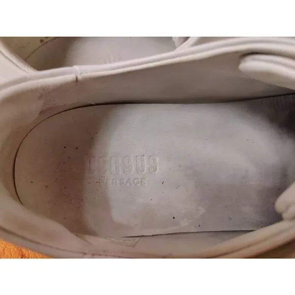 Versus Versace Leather Sneaker Lions Head Metal Logo Size 39 Women's Size 9