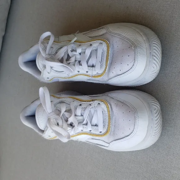 Victoria Beckham X Reebok dual court tennis shoes