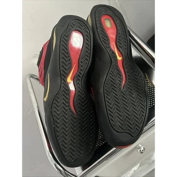 Vintage 2007 NIKE AIR BAKIN BLACK RED Men's Size 13 No Box ,One Pair Of Laces