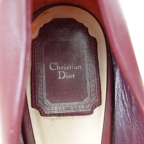 VINTAGE Christian Dior Shoes Women 38.5 7.5 Burgundy Leather Pump Bakelite Heels
