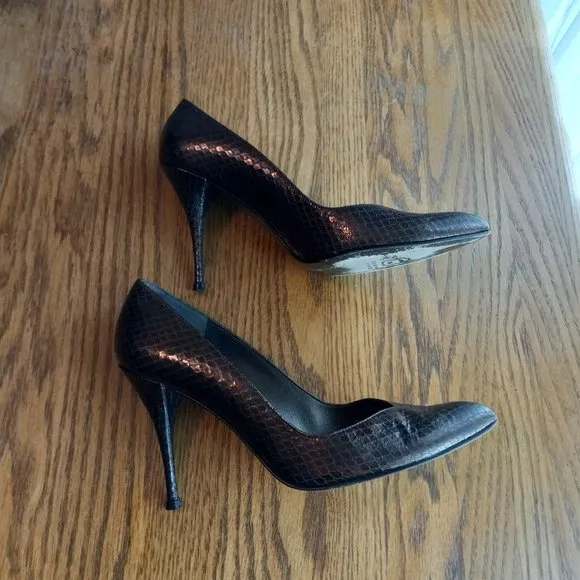 Weekend Sale Stuart Weitzman Bronze Snake Embossed Heels Size 10