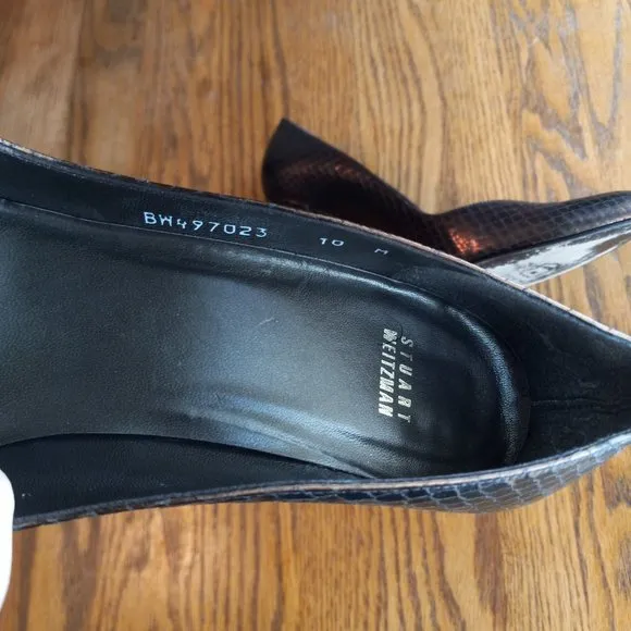 Weekend Sale Stuart Weitzman Bronze Snake Embossed Heels Size 10