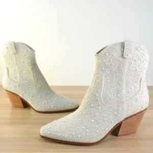 White Boots Western 9 Betsey Johnson Shoes Womens Bootie‎ Pearls Pointed SB Diva