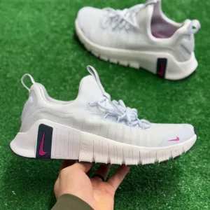 WMNS Sz 10.5/Mens Sz9 Nike Free Metcon 6 Running Shoes Grey  FJ7126-004 VNDS