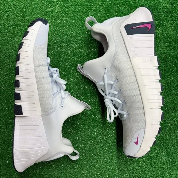 WMNS Sz 10.5/Mens Sz9 Nike Free Metcon 6 Running Shoes Grey  FJ7126-004 VNDS