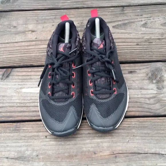 Women Size 8.5 /Size 7 Youth Nike Air Jordan Flight Flex Trainer BG Gym Red Shoe
