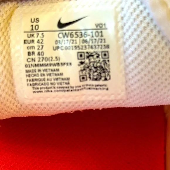 Women’s Nike court vision Alta TXT shoes size 10