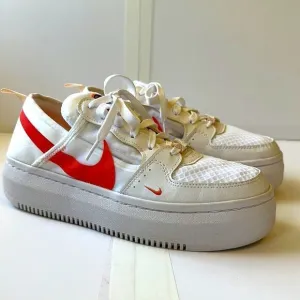 Women’s Nike court vision Alta TXT shoes size 10