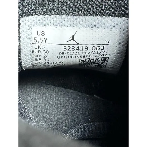 Youth Nike Air Jordan 6 Rings (GS) Black Sneakers Sz 5.5Y Athletic Gym