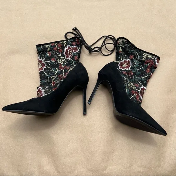 ZARA Embroidered Stocking-Style High Heel Court Shoes Size 38